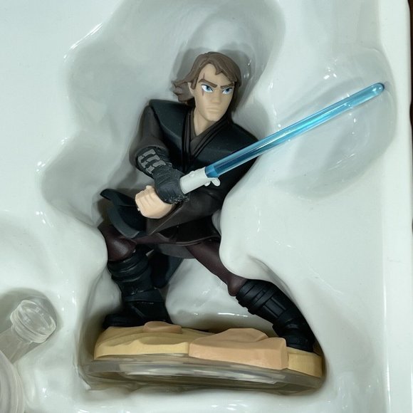 wii disney infinity Star Wars starter pack NIB - Picture 9 of 12